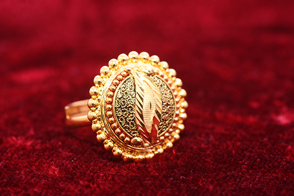 Indo-Western Gold Ring jewellery Design